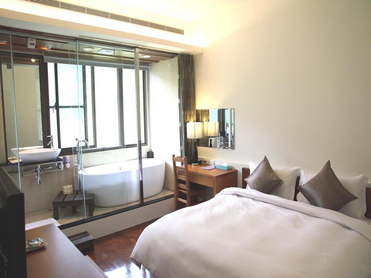Peace Area Hot Spring Hotel Jiaoxi Exterior foto